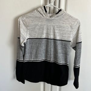 Long sleeve hooded shirt